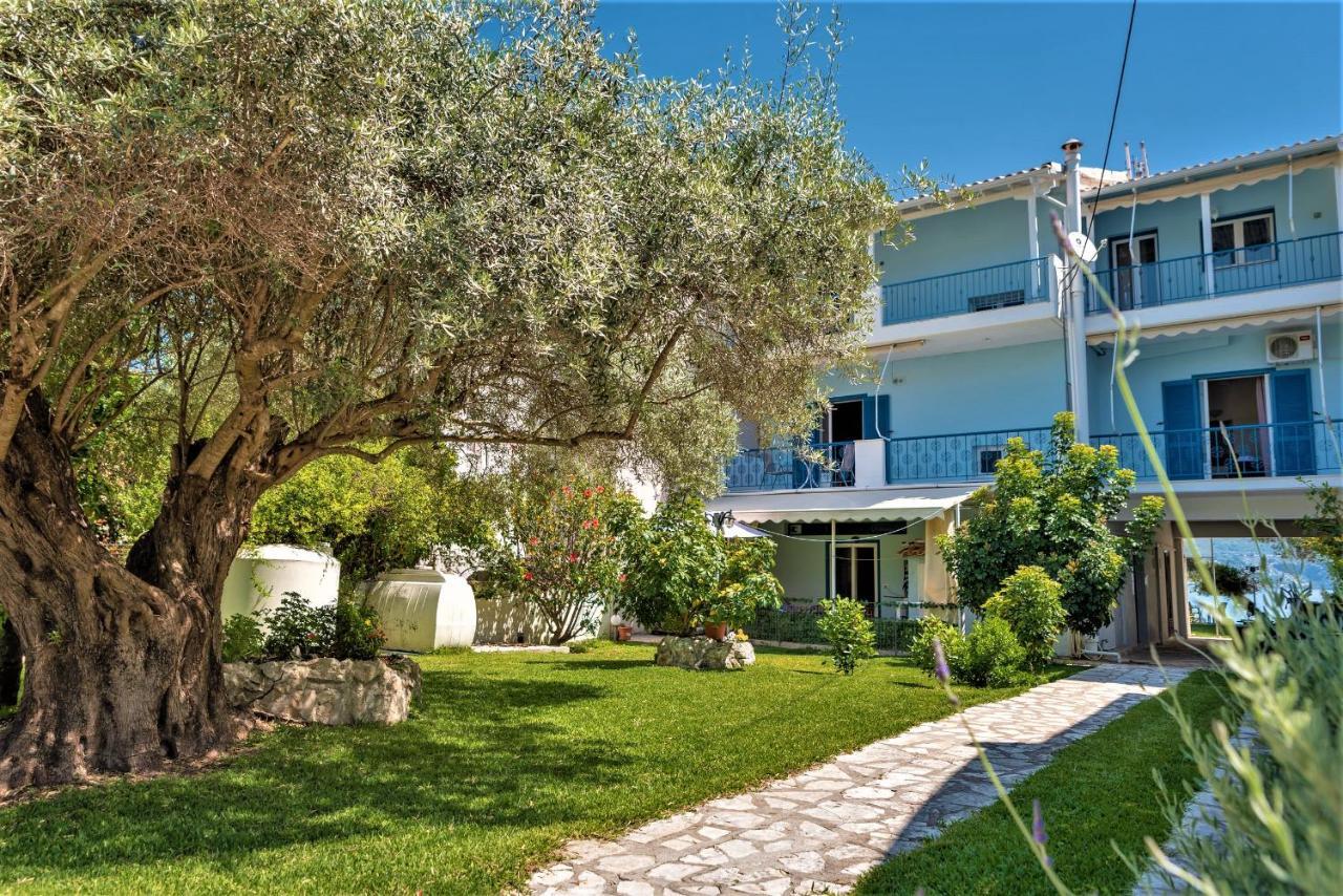 Zois Apartments Nikiana Exterior photo